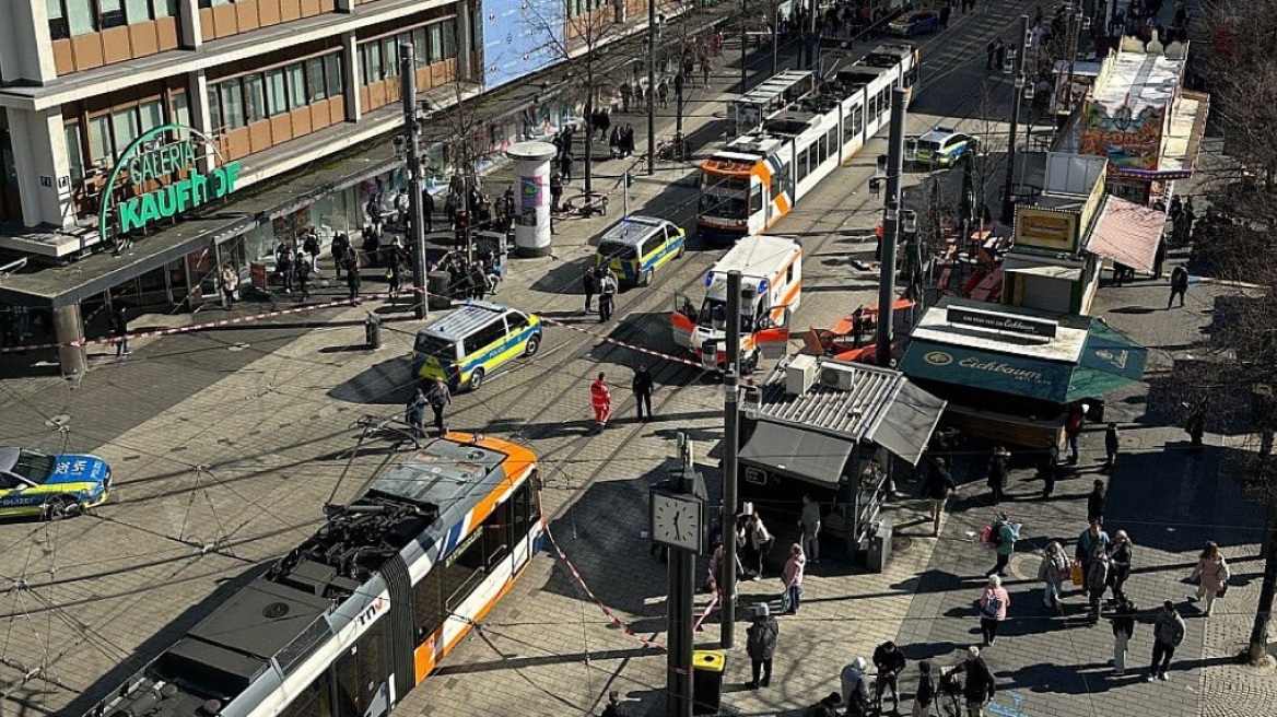 Γερμανία: Αυτοκίνητο έπεσε πάνω σε πλήθος στο Μανχάιμ της Γερμανίας, αναφορές για έναν νεκρό - Δείτε βίντεο