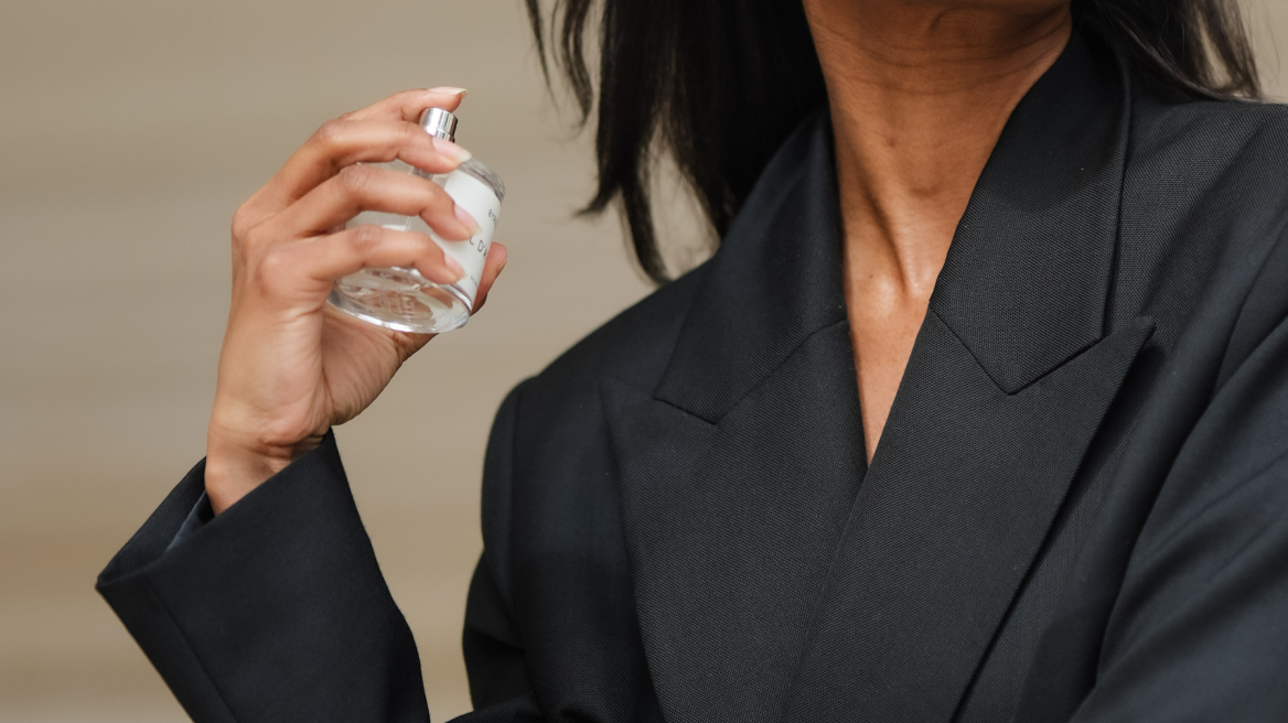 Πέντε tips για να διαρκεί το άρωμά σας όλη την ημέρα