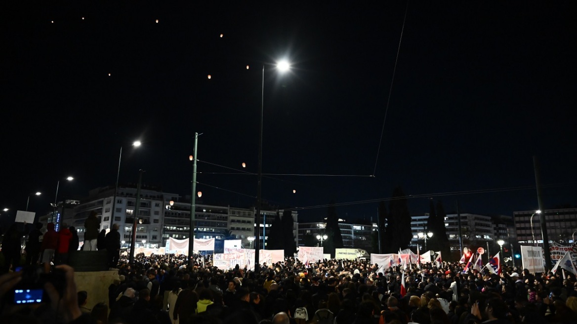 Ποιοι δρόμοι είναι κλειστοί στο κέντρο της Αθήνας λόγω της συγκέντρωσης για τα Τέμπη