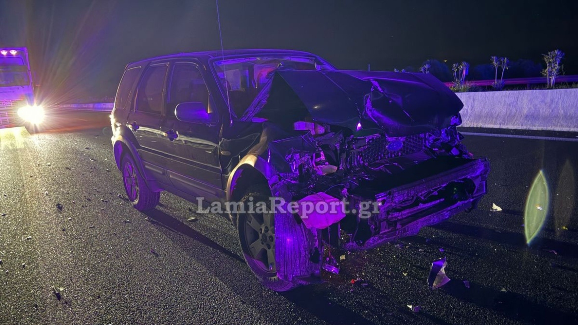 Όχημα στη Λαμία τράκαρε με φορτηγό που δεν είχε αναμμένα φώτα - Στο νοσοκομείο ο οδηγός του τζιπ