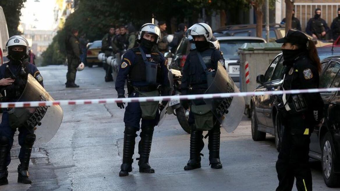 Συναγερμός για ύποπτο αντικείμενο στη Βουκουρεστίου - Κλειστός ο πεζόδρομος