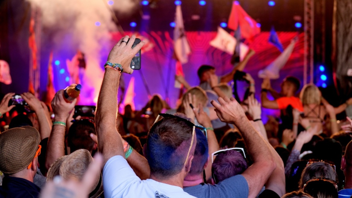 Γκλαστονμπέρι: Ανακοινώθηκαν οι καλλιτέχνες που θα ανέβουν στη σκηνή του φεστιβάλ 