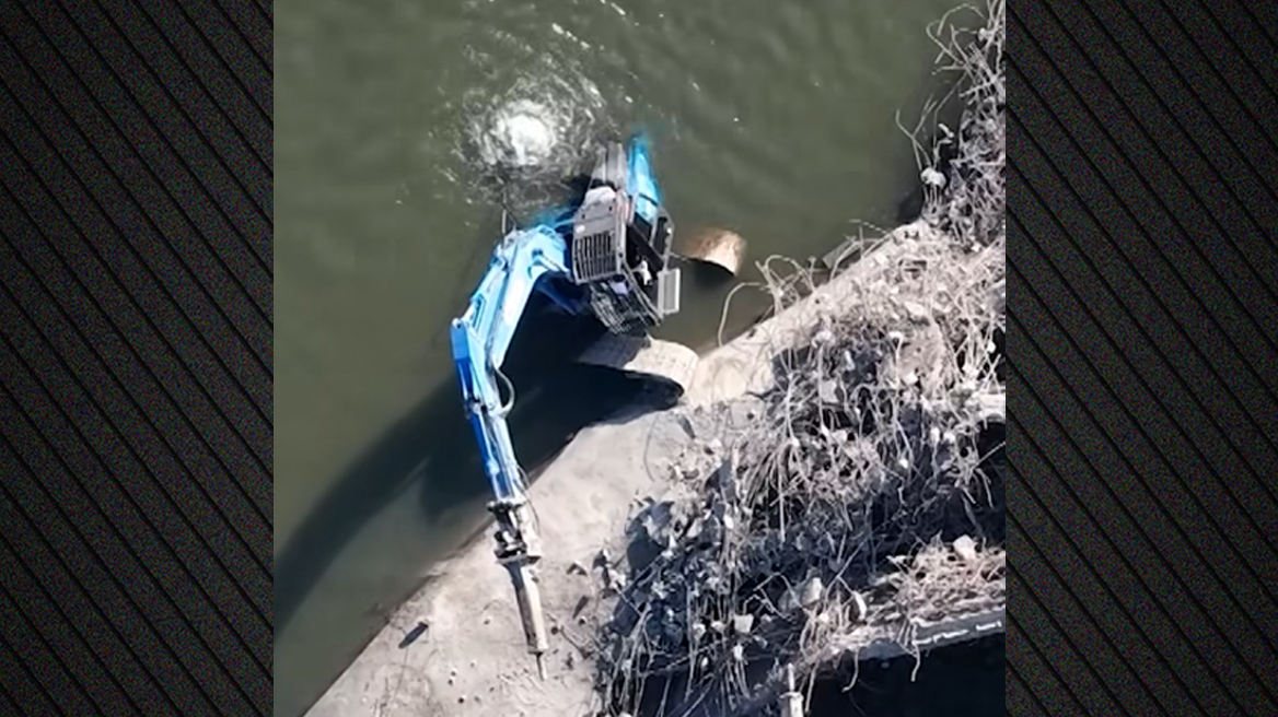 Ένας νεκρός και τρεις τραυματίες από την κατάρρευση γέφυρας στο Βέλγιο - Δείτε βίντεο, φωτογραφίες