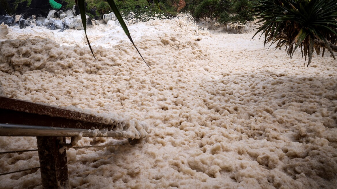 Αυστραλία:  Συναγερμός για τον κυκλώνα Αλφρεντ - Περισσότερα από 80.000 νοικοκυριά χωρίς ηλεκτρικό ρεύμα