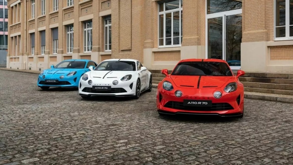 Η Alpine A110 αποχαιρετά με ειδικές εκδόσεις