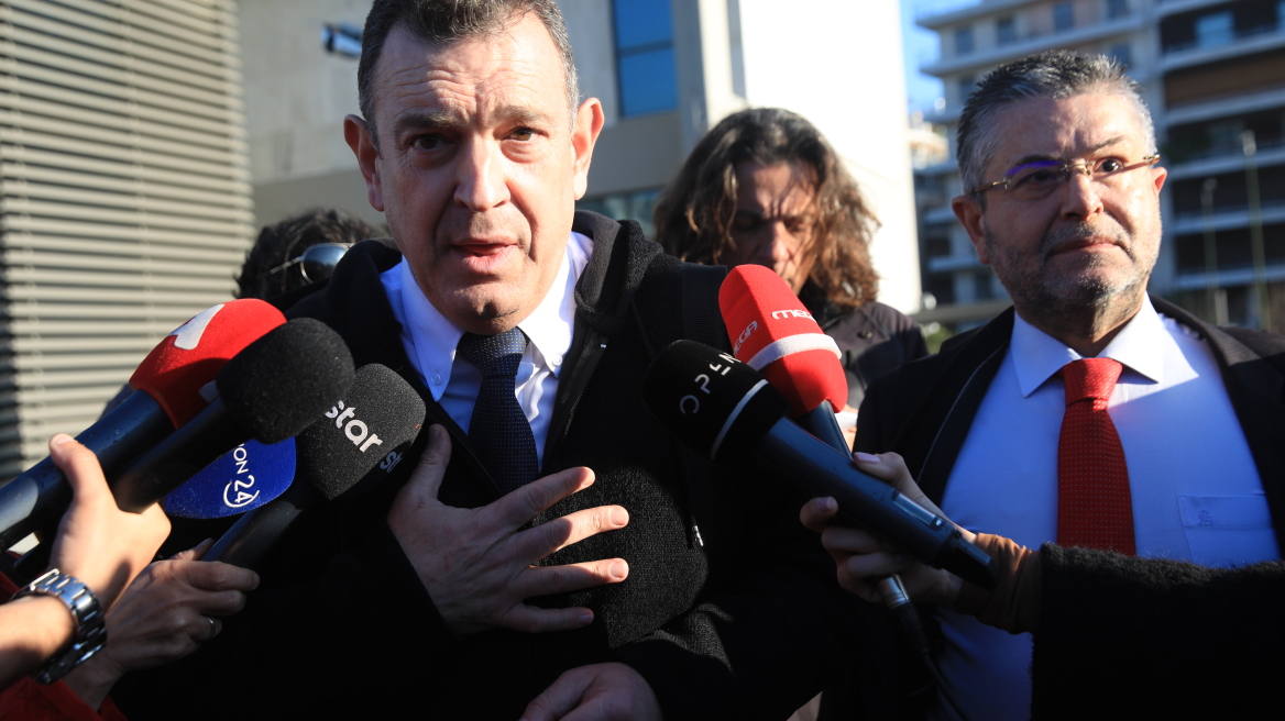 Επιμένει ο Παπαδόπουλος για «καλλιτεχνικά εκτρώματα» στην Πινακοθήκη και για παράνομη κράτησή του - Ούτε λέξη για τον βανδαλισμό