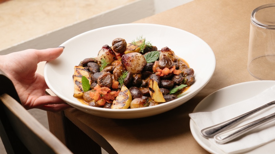 8 πιάτα από αθηναϊκά εστιατόρια που κάνουν τις ημέρες της Σαρακοστής νόστιμες, ελκυστικές και απολαυστικές