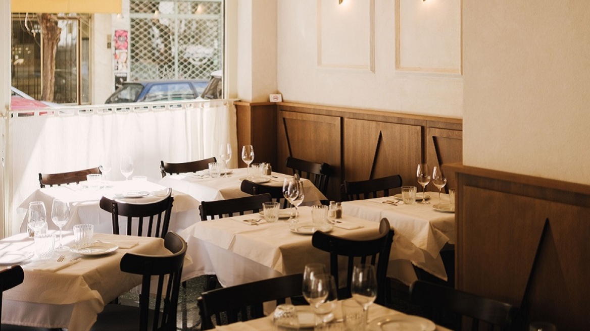 12 Πιάτα: Στην ταβέρνα του αστεράτου σεφ Παύλου Κυριάκη στο Κουκάκι