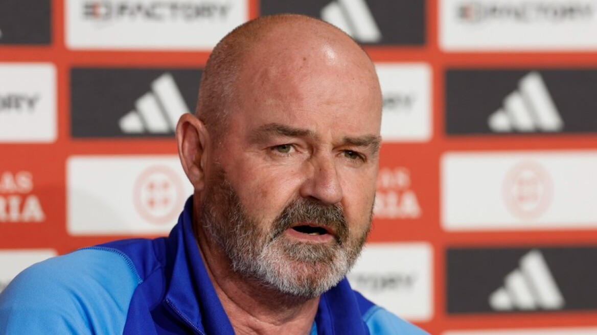 Προπονητής Εθνικής Σκωτίας: Μη χρεωθείτε για να πάρετε εισιτήρια για το Μουντιάλ