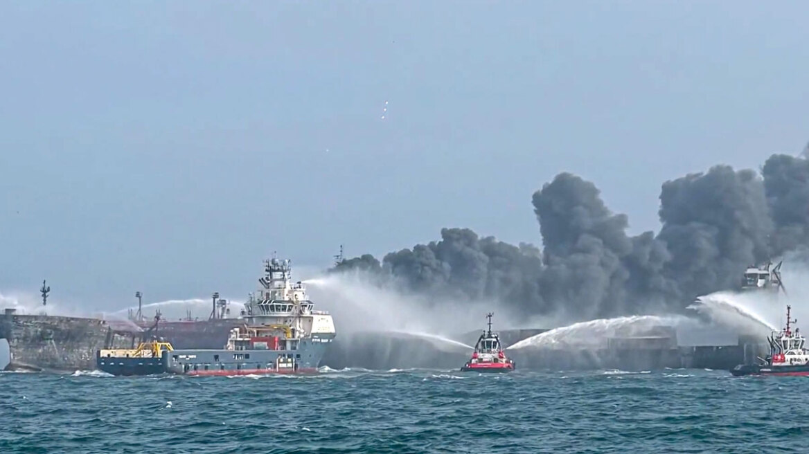 Μυστήριο με τη σύγκρουση των δύο πλοίων στη Βόρεια Θάλασσα - Το εμπορικό καρφώθηκε στο δεξαμενόπλοιο χωρίς να κόψει ταχύτητα