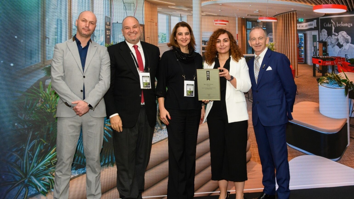 Stirixis Group: Μια ελληνική εταιρεία σχεδίασε τα καλύτερα γραφεία στην Ευρώπη και τον καλύτερο δημόσιο χώρο στον κόσμο