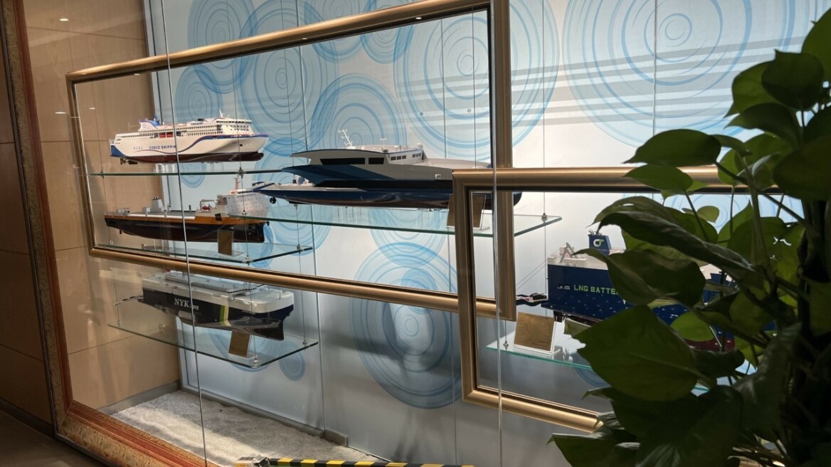 Οι Έλληνες ναυπηγούν 404 από τα 602 πλοία τους σε κινεζικά ναυπηγεία