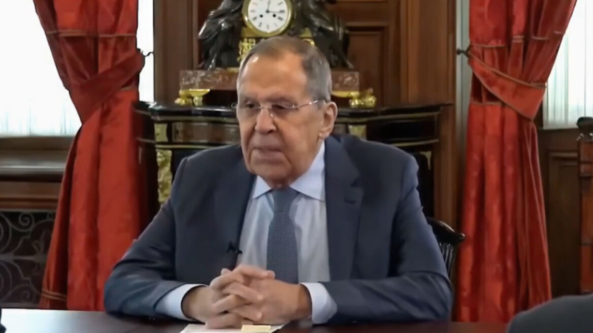 «Δεν θα δεχτούμε συμφωνία που θέτει σε κίνδυνο ζωές», λέει ο Λαβρόφ - «Οι ΗΠΑ επιστρέφουν στην κανονικότητα, χωρίς αντιχριστιανικές ιδέες»