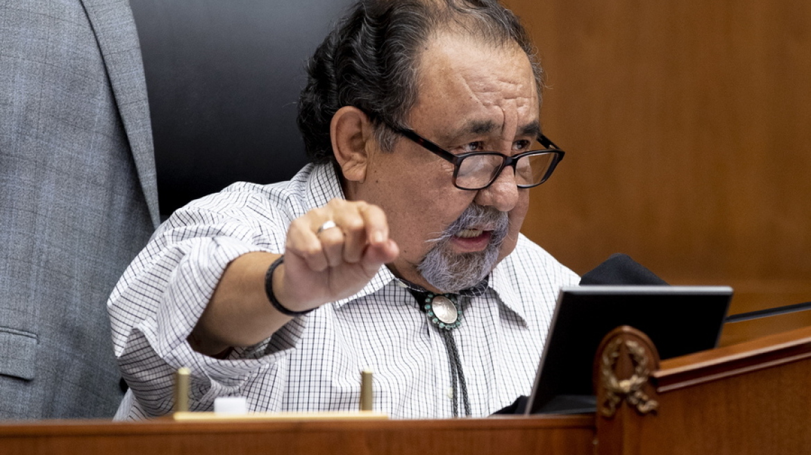 Πέθανε ο Αμερικανός βουλευτής Ραούλ Γκριχάλβα