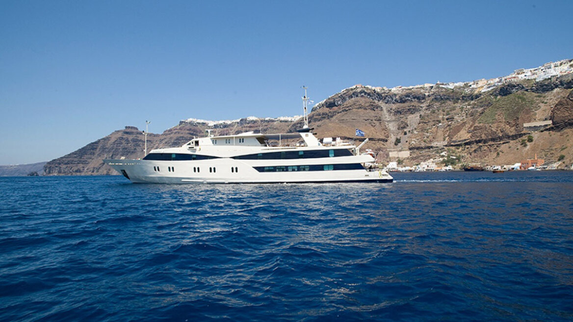 «Harmony V»: Από τις κρουαζιέρες στη… ρότα για το ηλεκτρονικό σφυρί (pics)