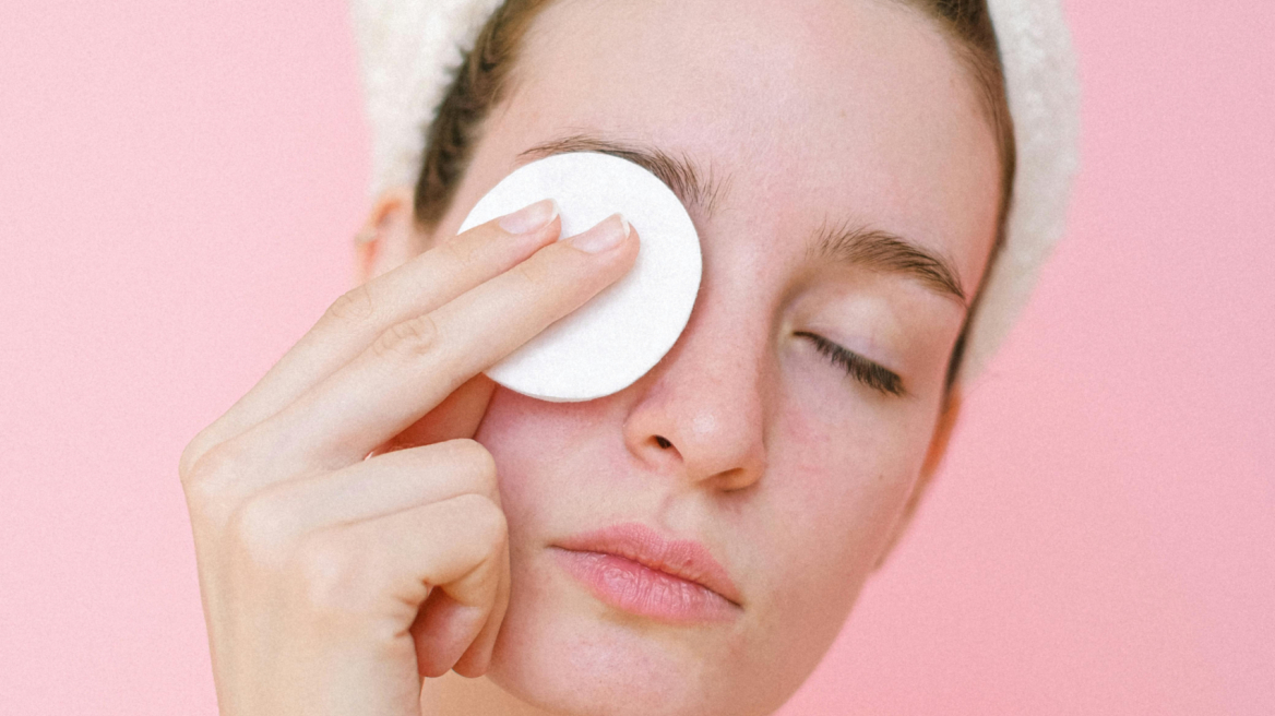 Τελικά είναι απαραίτητο να χρησιμοποιούμε toner στην καθημερινή μας ρουτίνα περιποίησης;