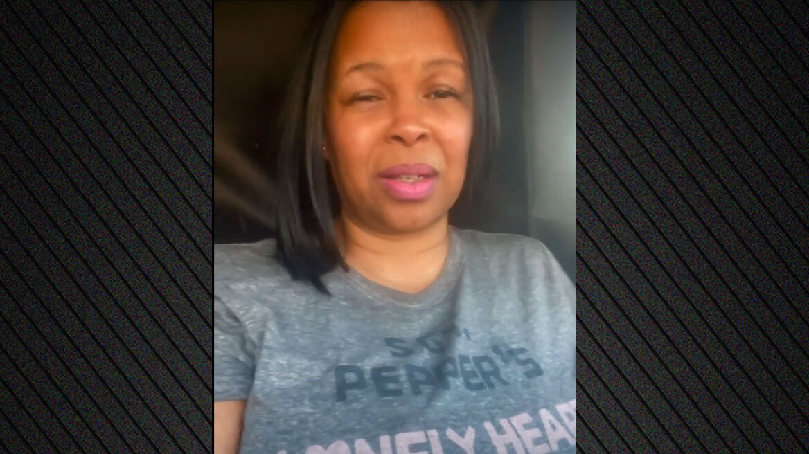 Διάσημη τραγουδίστρια μένει 3 χρόνια σε αυτοκίνητο: «Ανακαλύπτω τον εαυτό μου» (vid)