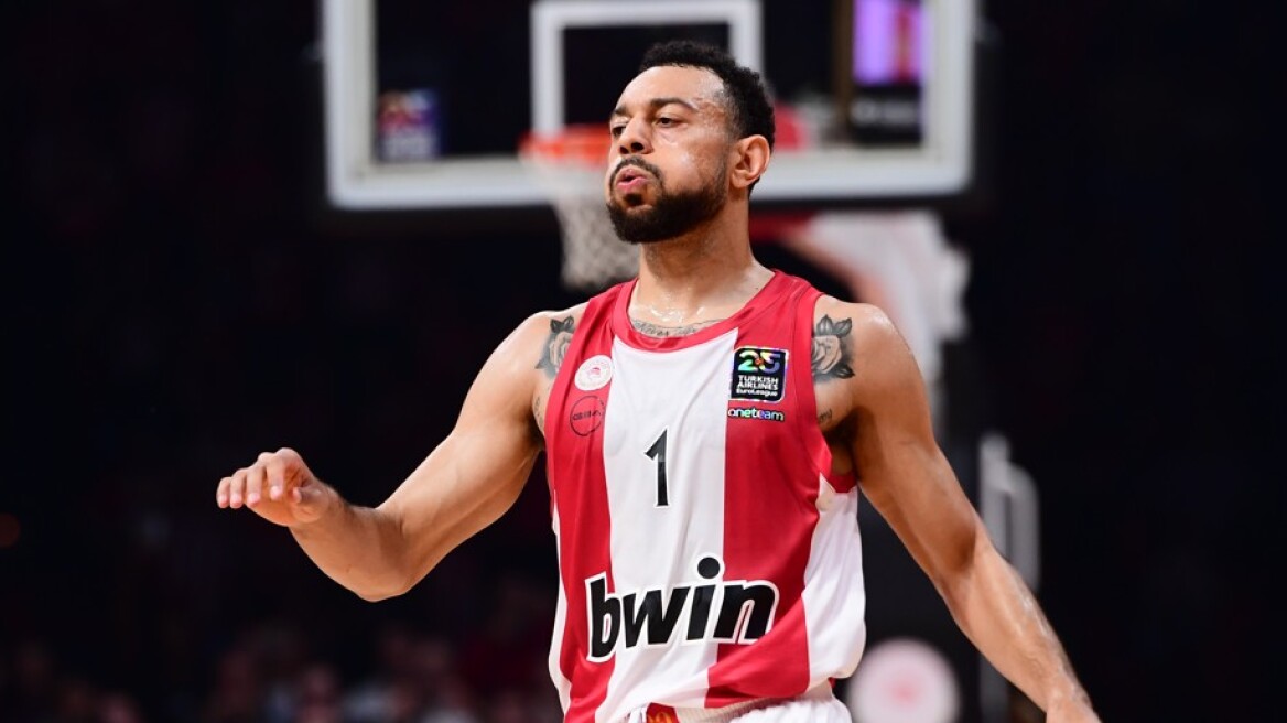 Αποχώρησε με πρόβλημα στον δικέφαλο από το ντέρμπι ο Γκος 