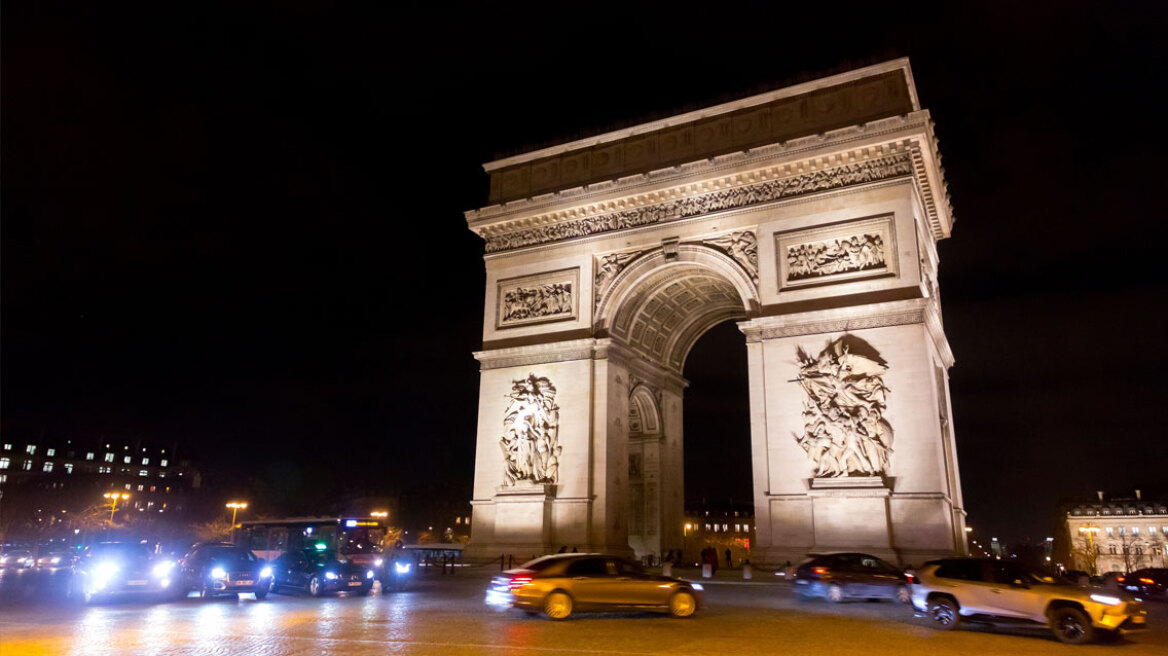 Κατακόμβες του Παρισιού: Τα «σκοτεινά» μυστικά της «λαμπερής» πρωτεύουσας (vid)