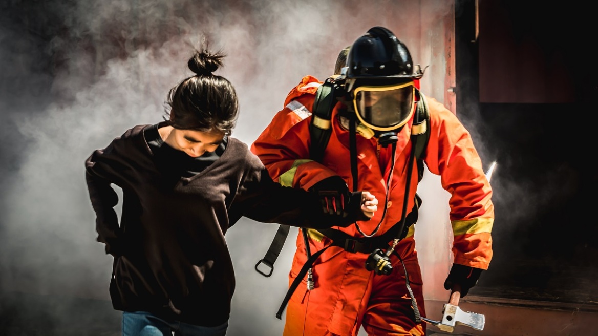 Εισπνοή καπνού: Πώς να προστατευθείτε – Οδηγίες από τον ΕΟΔΥ