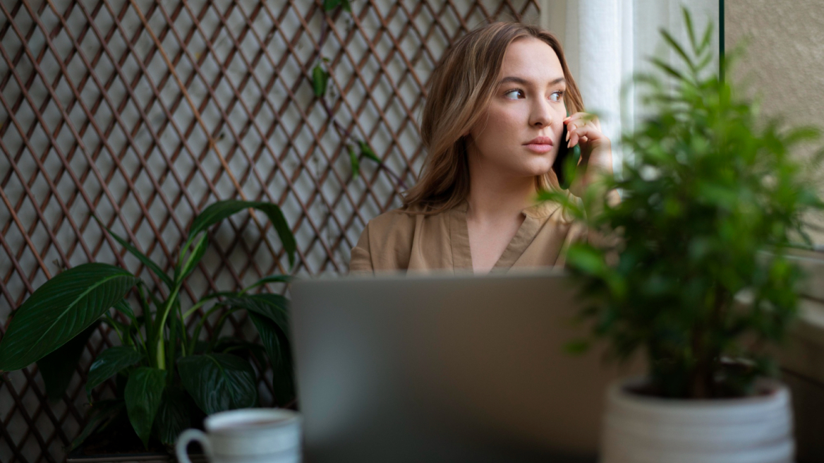 Γιατί είναι τόσο δύσκολο να βρείτε δουλειά από απόσταση;