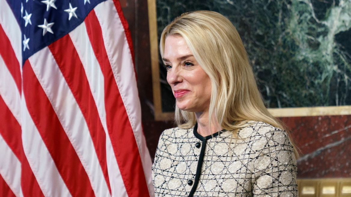 Η Παμ Μπόντι υπερασπίζεται τις διώξεις κατά των αντιπάλων του Τραμπ - Επιστρέφουμε στη μάχη κατά του εγκλήματος, είπε στη Γερουσία