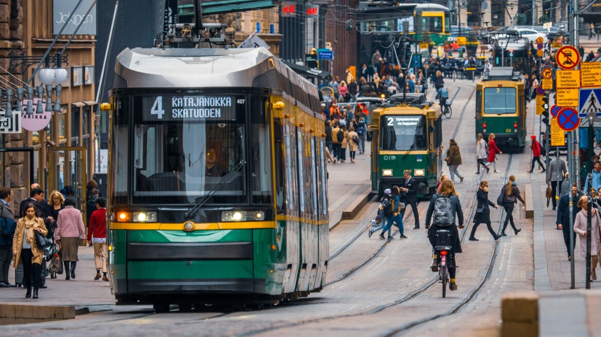 Σε ποια χώρα ζουν οι πιο ευτυχισμένοι άνθρωποι στον κόσμο και σε ποια οι πιο δυστυχισμένοι - Έρευνα