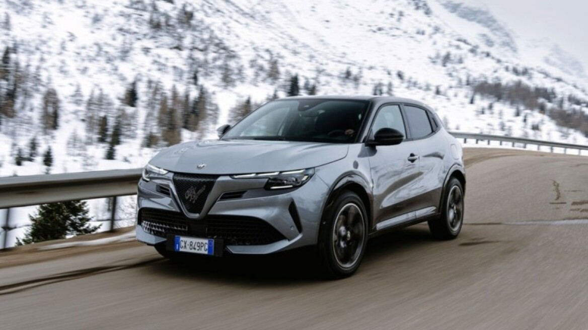 Στην Ελλάδα η τετρακίνητη Alfa Romeo Junior Ibrida Q4
