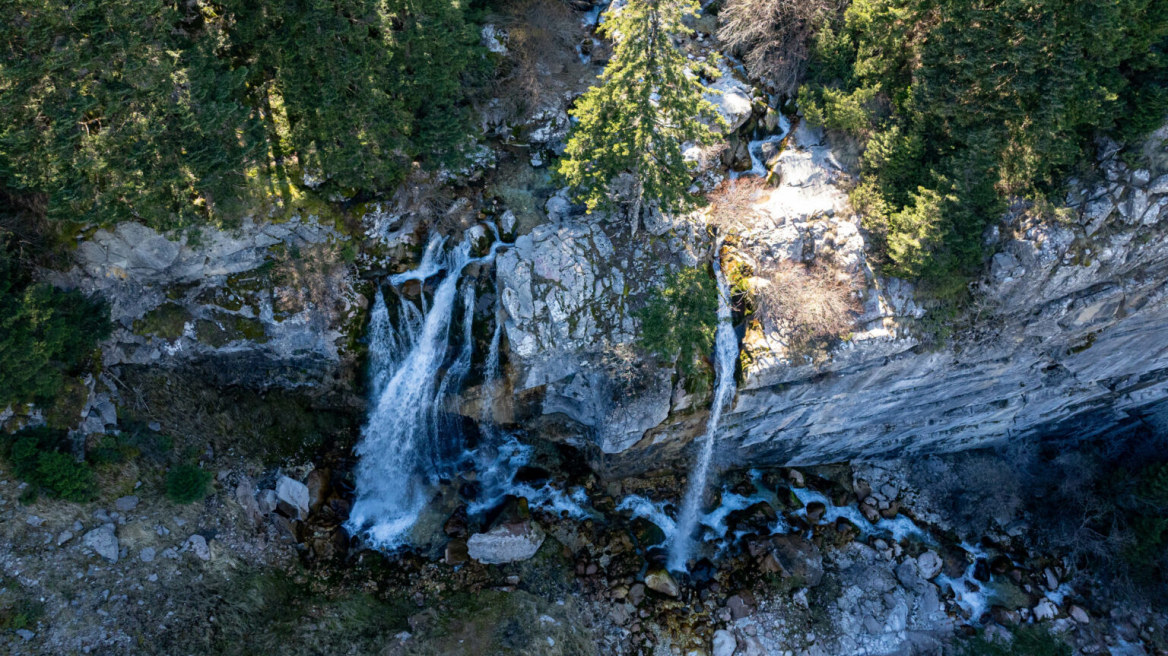 Οι Καταρράκτες της Σούδας: Ένα υδάτινο θαύμα στην καρδιά των Τζουμέρκων