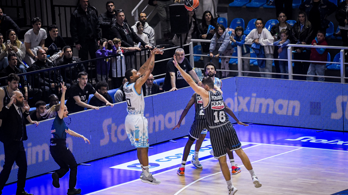  «Φωνάζει» ο ΠΑΟΚ για την διαιτησία του αγώνα με τον Κολοσσό: Ντράπηκε και ντροπή 