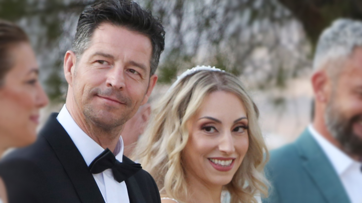 Απόστολος Ρουβάς: Η σύζυγός του δημοσίευσε τις πρώτες φωτογραφίες του γάμου τους