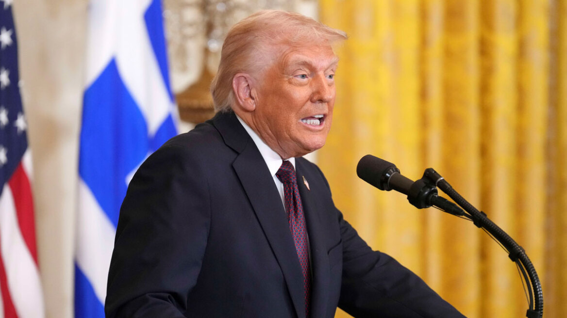 «Διακήρυξη» φιλίας στην Ελλάδα από τον Τραμπ για την 25η Μαρτίου: Το πρόγραμμα που ακύρωσε για την τελετή, οι «δικοί» του Έλληνες και ο σταυρός της Γκίλφοϊλ