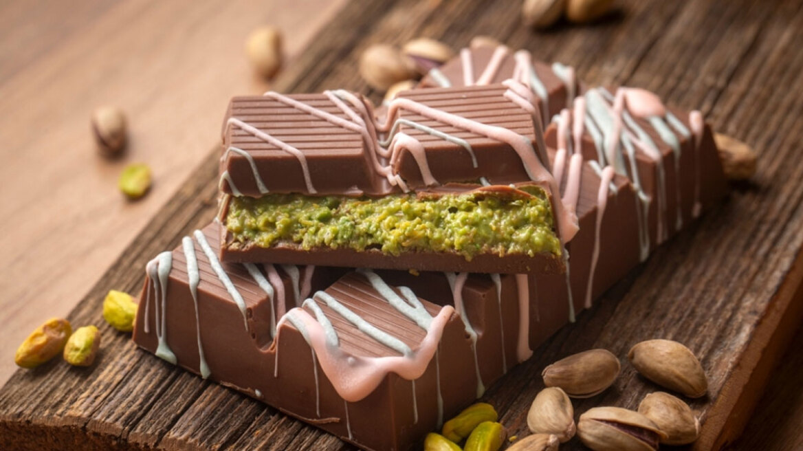 Dubai Chocolate: Η σοκολάτα που έγινε viral – Ποιο είναι το μυστικό και γιατί είναι πανάκριβη