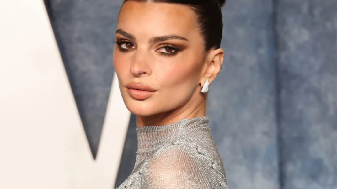 Η Emily Ratajkowski έδειξε το χειρότερο κούρεμα που της έχουν κάνει ποτέ