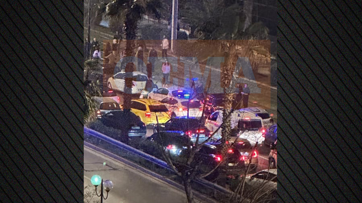 Ποσειδώνος: «Ήταν σαν  έκρηξη, ακούσαμε μια κοπέλα να φωνάζει βοήθεια» - Κάτοικος περιγράφει το τροχαίο που προκάλεσε ο 20χρονος χωρίς δίπλωμα