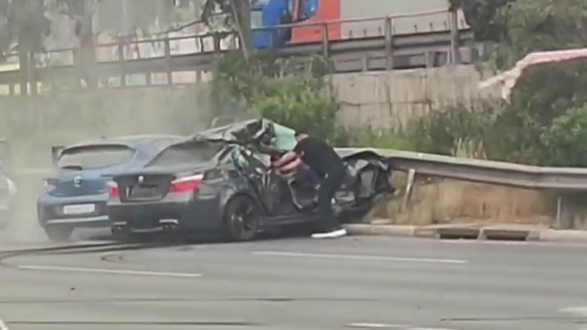  Αποκαθίσταται η κυκλοφορία στην άνοδο του Κηφισού μετά από καραμπόλα - Το μποτιλιάρισμα κράτησε πάνω από 2,5 ώρες