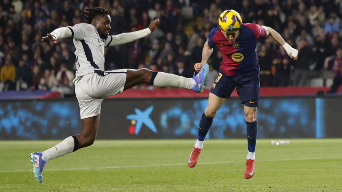 La Liga: Η Οσασούνα «απειλεί» με ένσταση για αντικανονική συμμετοχή του Μαρτίνεθ της Μπαρτσελόνα 