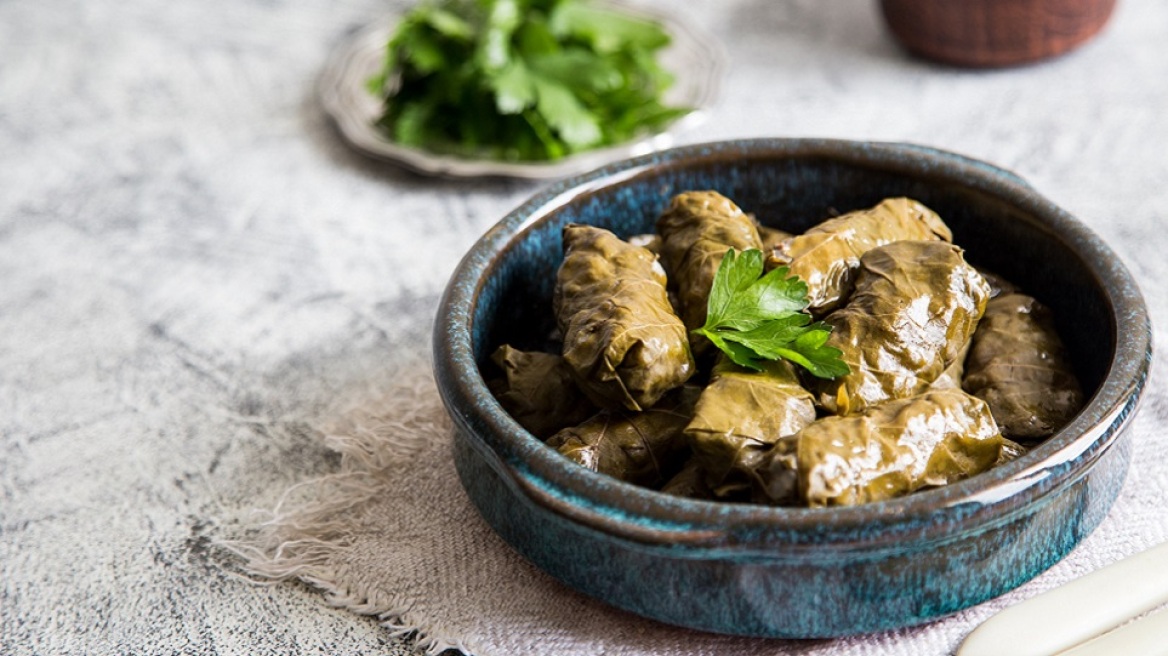 Νηστίσιμα και απολαυστικά γεύματα και γλυκά: Ένα πλήρες μενού για όλο το Σαββατοκύριακο