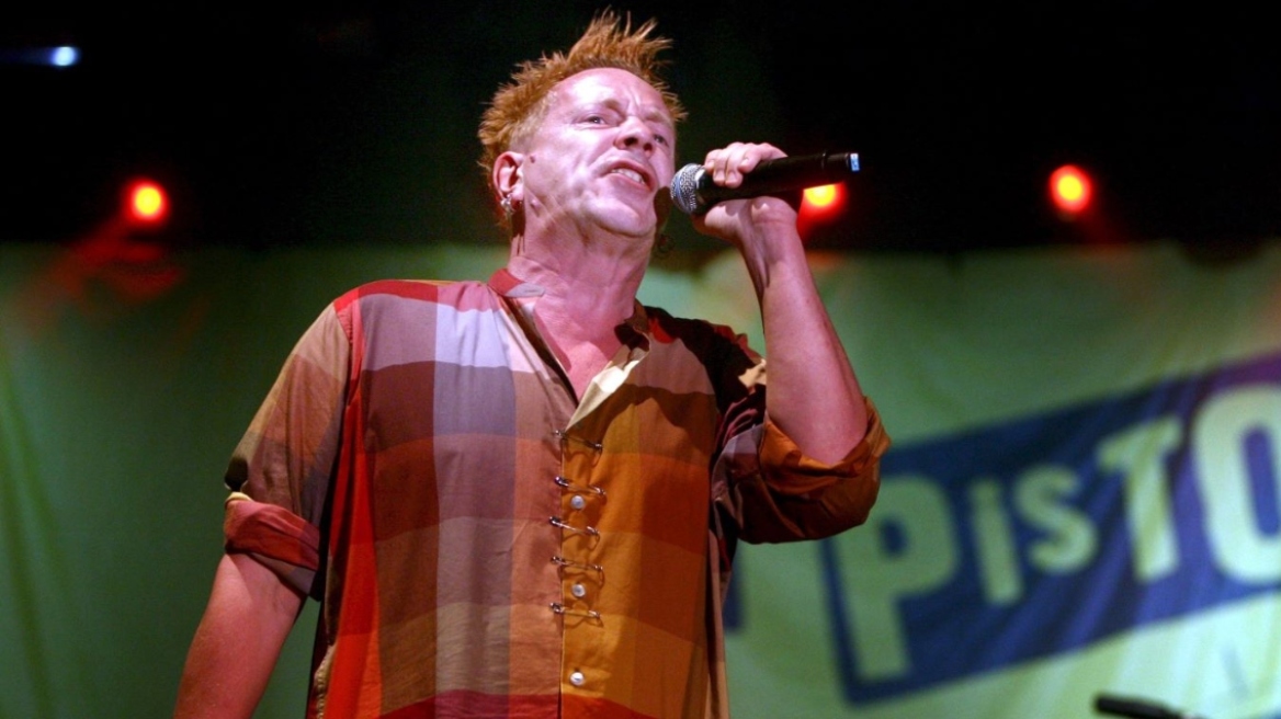 Sex Pistols: Η θρυλική μπάντα επιστρέφει στη σκηνή μετά από 22 χρόνια
