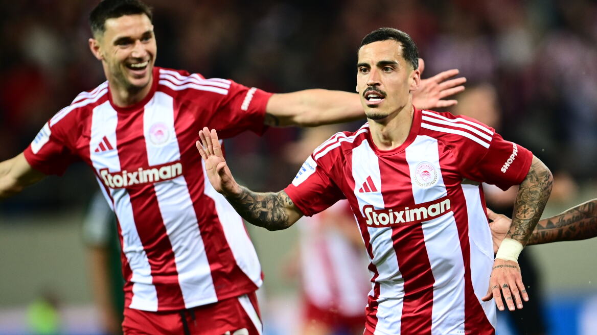 Στο +10 από την ΑΕΚ ο Ολυμπιακός, στο παιχνίδι για την 2η θέση ο ΠΑΟΚ  - Η βαθμολογία της Super League 