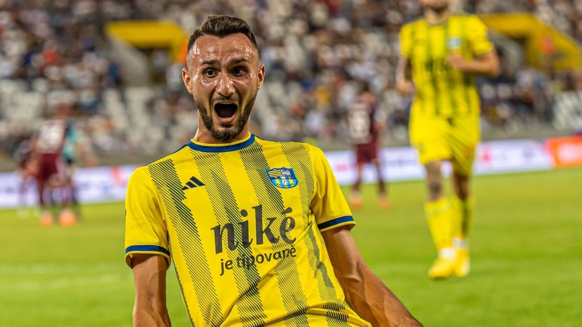 Ο Έλληνας σέντερ φορ που έβαλε φωτιά με το γκολ του στην Σλοβακία - Δείτε βίντεο