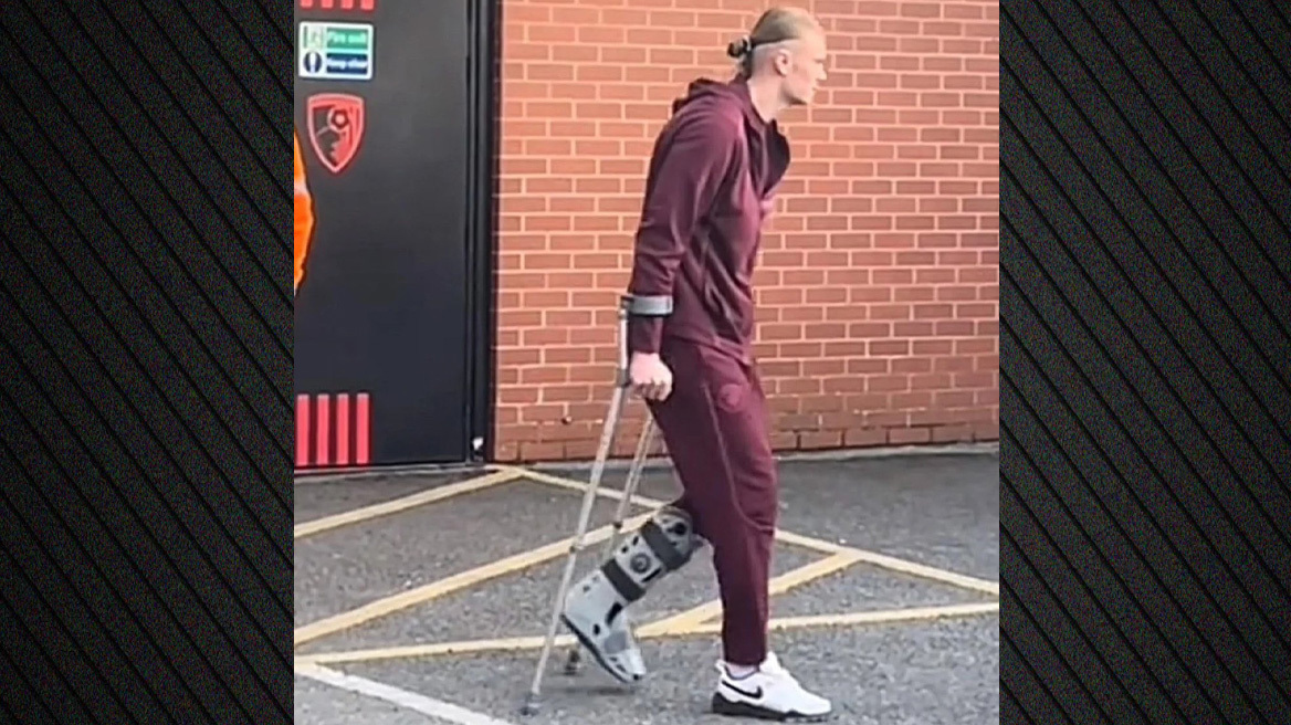 Μάντσεστερ Σίτι: Έντονη ανησυχία με Χάαλαντ, εθεάθη με πατερίτσες και μπότα μετά το ματς με την Μπόρνμουθ -Βίντεο