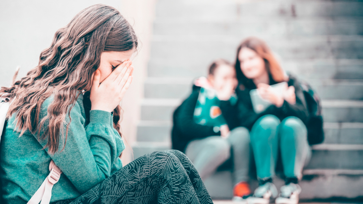 Θεσσαλονίκη: Έφηβες έκαναν bullying και ξυλοφόρτωσαν συμμαθήτριά τους