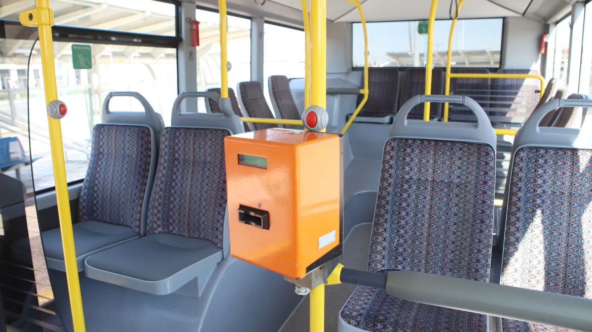 Θεσσαλονίκη: Ταυτοποιήθηκε γυναίκα που κατέγραψε 16χρονο σε λεωφορείο και ανέβασε το βίντεο στο TikTok