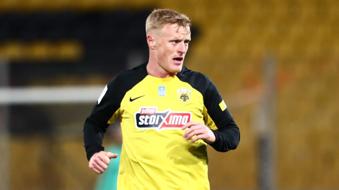 Γιόνσον: «Είμαστε η ΑΕΚ και πρέπει να κερδίζουμε σε κάθε παιχνίδι»