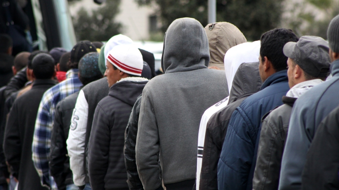 Η κυβέρνηση της Σουηδίας προωθεί νομοσχέδιο με κριτήρια «έντιμης διαγωγής» για μετανάστες