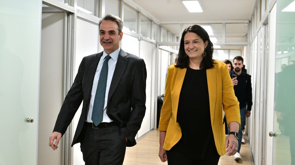 Στο υπουργείο Εργασίας ο Μητσοτάκης για την πρεμιέρα του κατώτατου μισθού