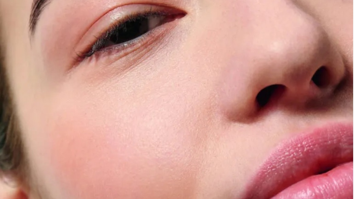 Prix d’Excellence de la Beauté 2025: Η νέα ολοκληρωμένη σειρά με δράση κατά των σκούρων κηλίδων