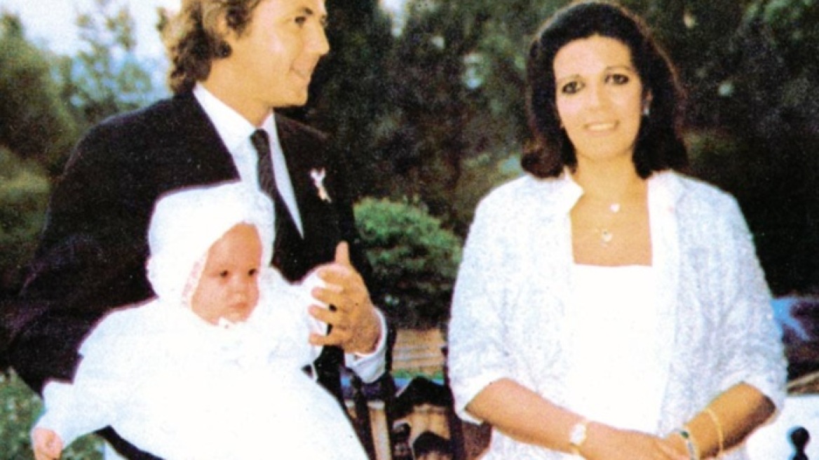 Αθηνά Ωνάση: Μπομπονιέρα από τη βάφτισή της δημοπρατήθηκε στο «Cash or Trash» για 450 ευρώ