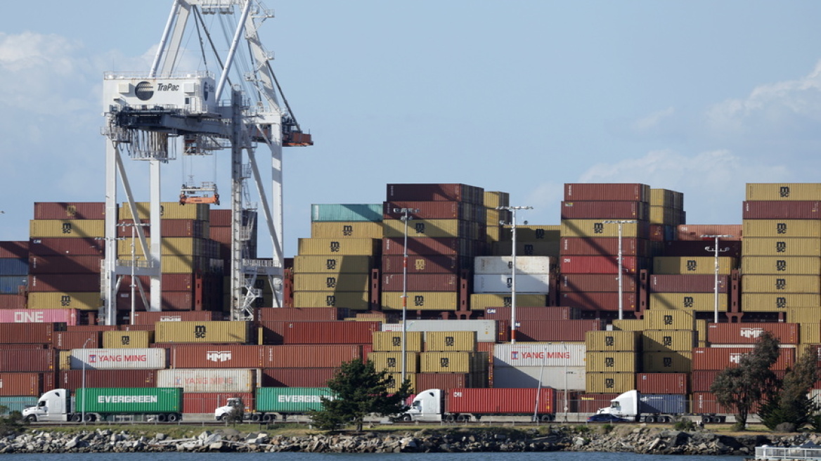 Η ΕΕ θα απαντήσει σε δύο φάσεις στους δασμούς του Τραμπ, λέει εκπρόσωπος της γαλλικής κυβέρνησης